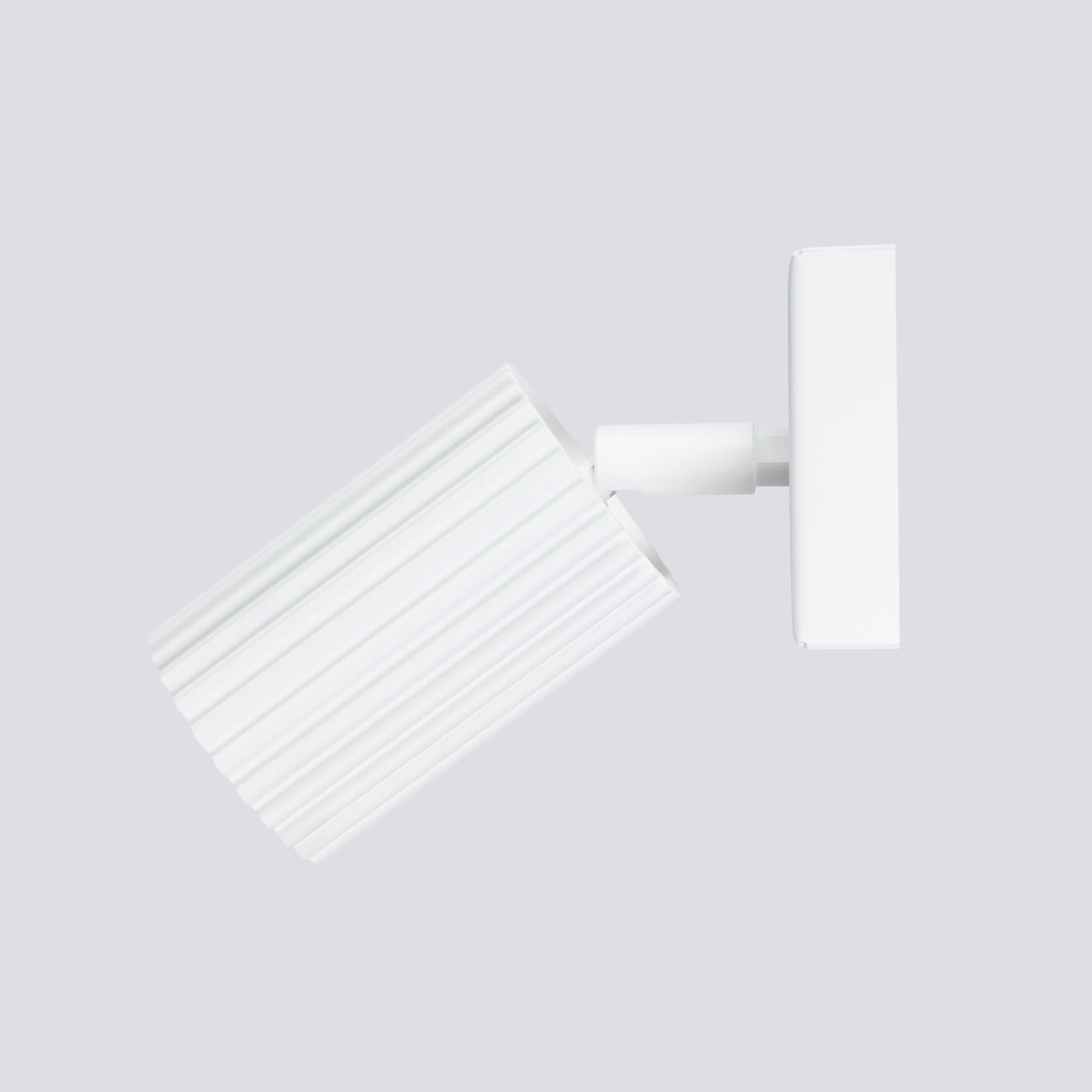 0824825db40eaad70ba704b1568104f2