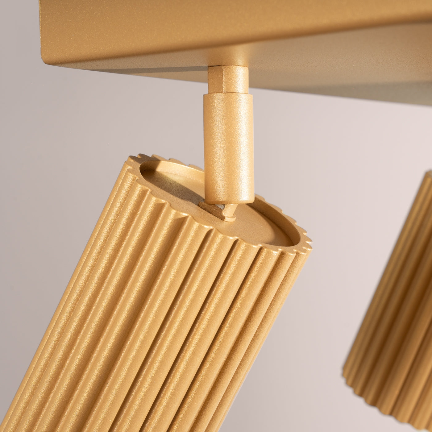 7793d7c8e21142db7a6146d225eb972f