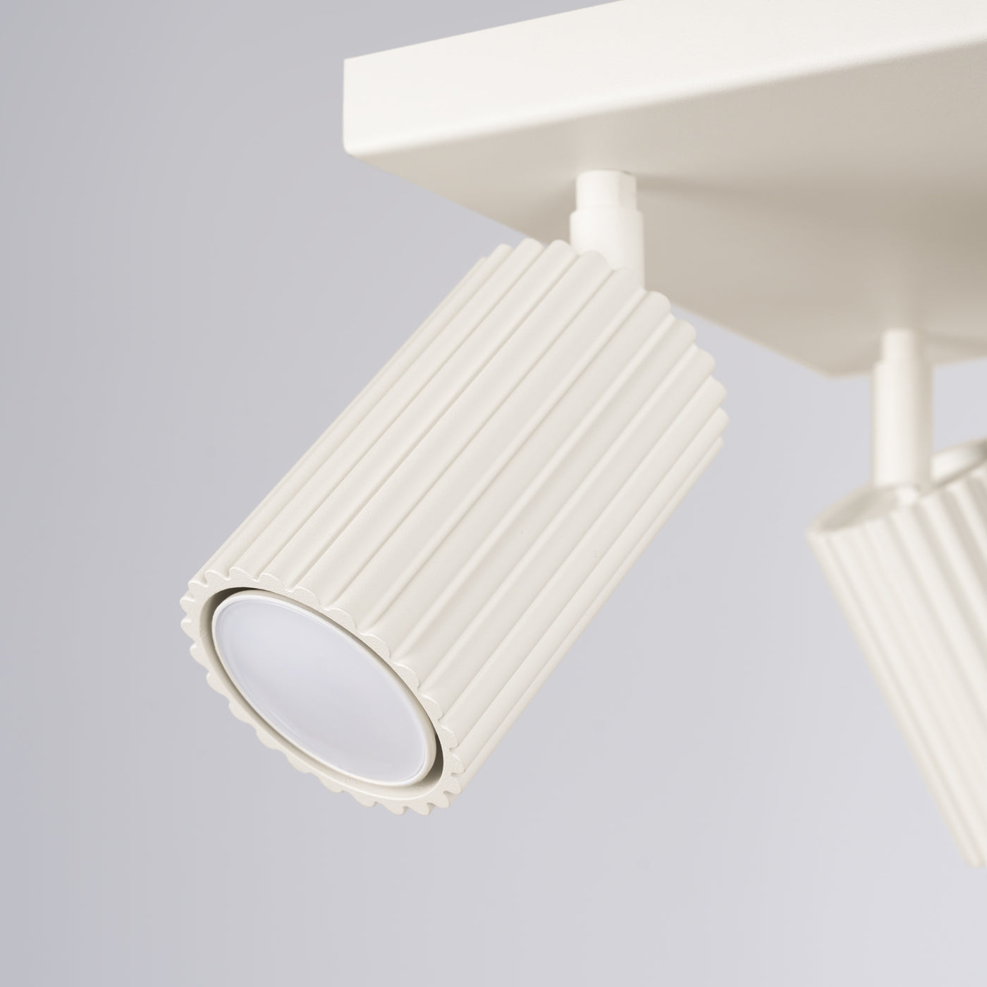 ffd8d671eaee095d9588065c527c2ec0