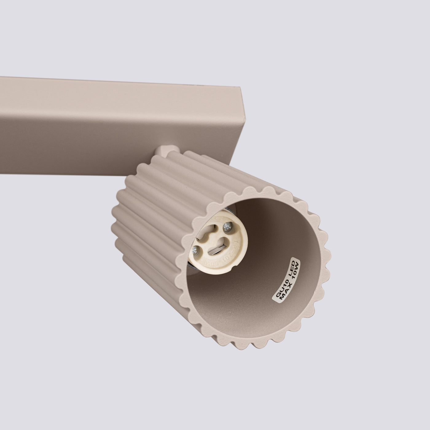 dd543e0eda92af8eaa786ae1d369e319